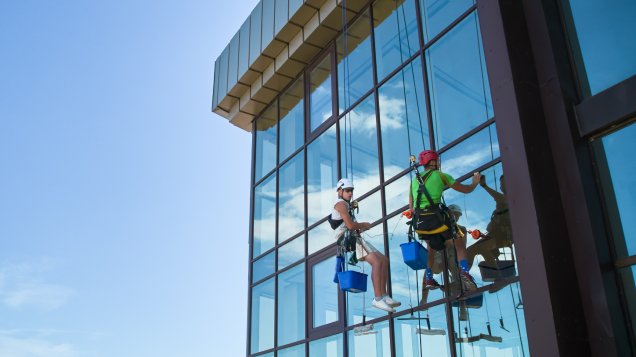  Facade & Glass Cleaning Services